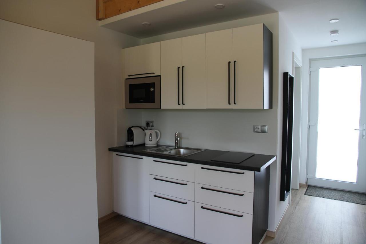 Apartmany Hluboka Nad Vltavou S Vyhledem Na Zamek Kültér fotó