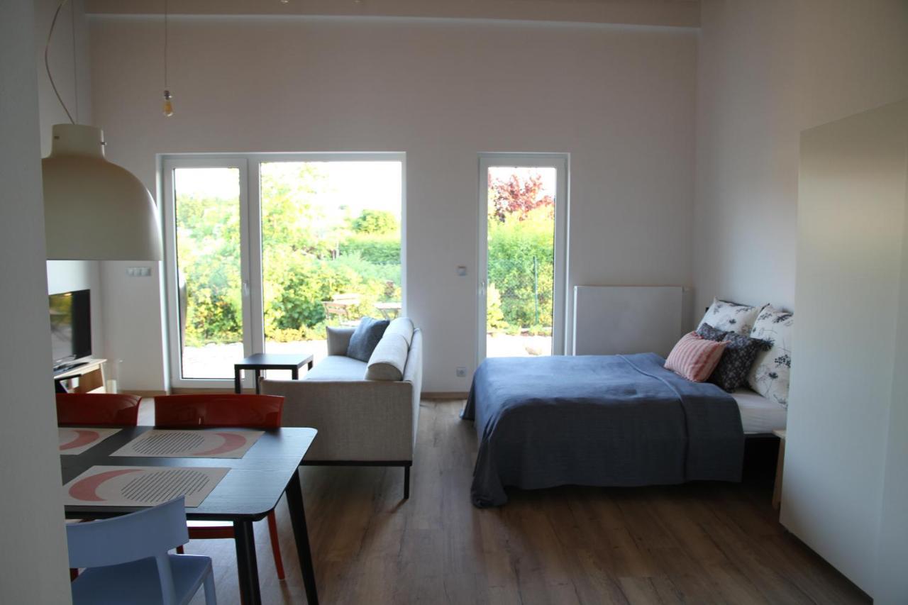 Apartmany Hluboka Nad Vltavou S Vyhledem Na Zamek Kültér fotó