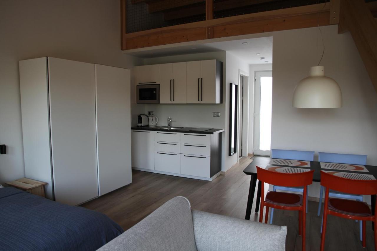 Apartmany Hluboka Nad Vltavou S Vyhledem Na Zamek Kültér fotó
