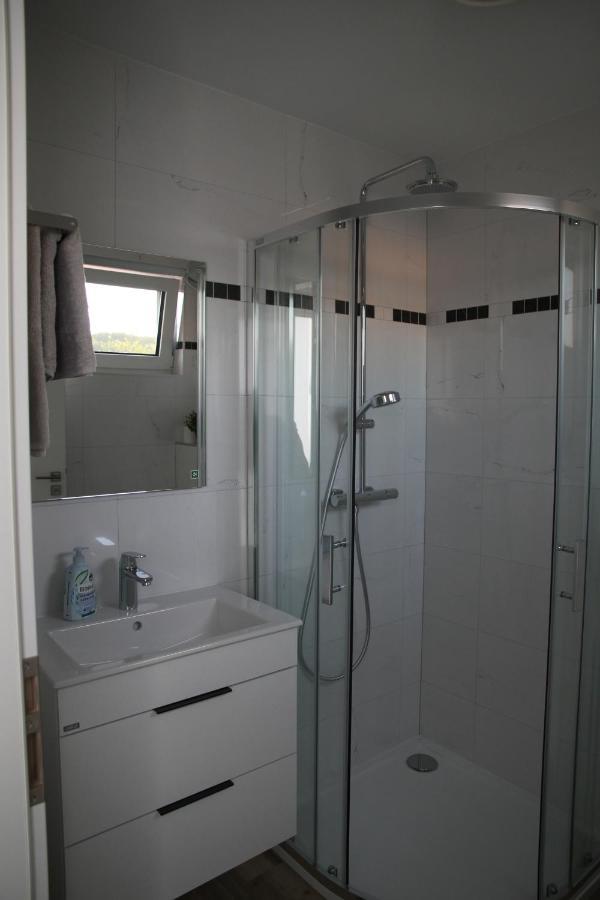 Apartmany Hluboka Nad Vltavou S Vyhledem Na Zamek Kültér fotó